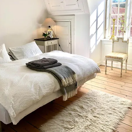 Сasa de vacaciones Historic Atmosphere At Gelskov Estate For