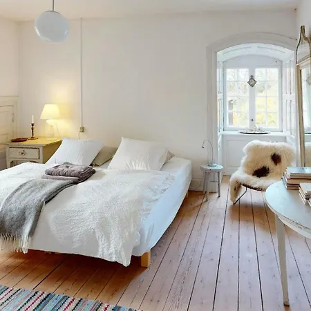 Historic Atmosphere At Gelskov Estate For Сasa de vacaciones Ringe