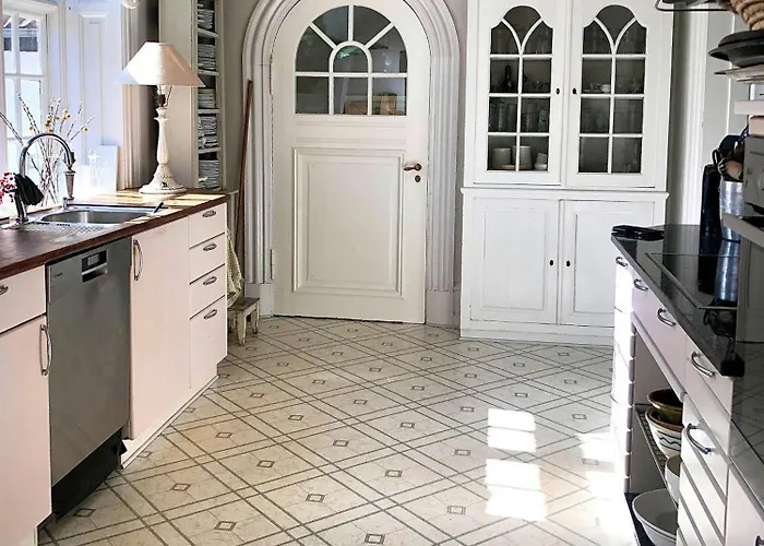 Historic Atmosphere At Gelskov Estate For Сasa de vacaciones Ringe